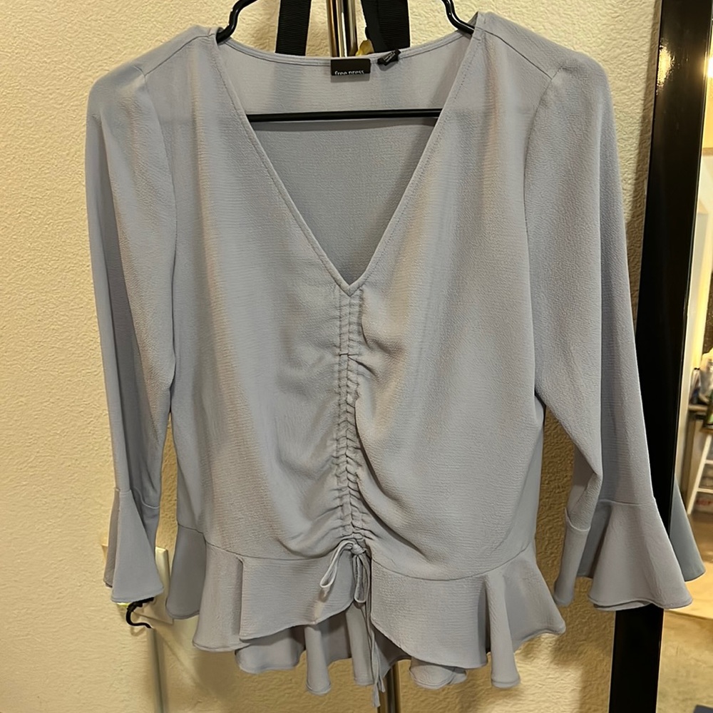 Free Press gray/blue top in Size Small
